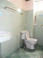 Lanta Mansion Guesthouse contacts